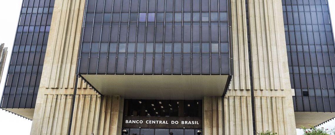 Contas do governo brasileiro tiveram em março o melhor resultado para o mês desde 2014