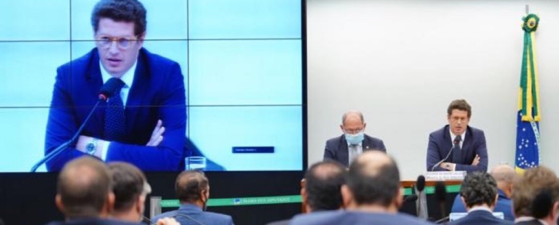 Deputados batem boca com ministro Salles: “Deixa de ser moleque!” e outras coisa mais…