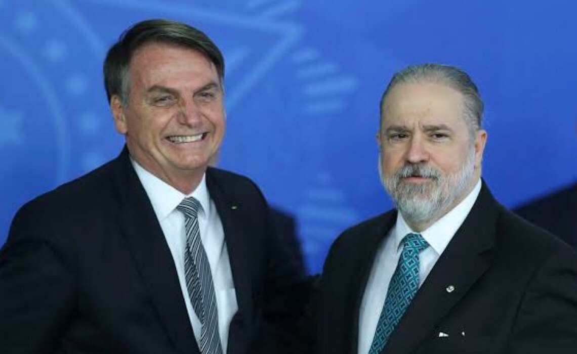 Governo vê Aras como ‘goleiro’ no ‘tratoraço’