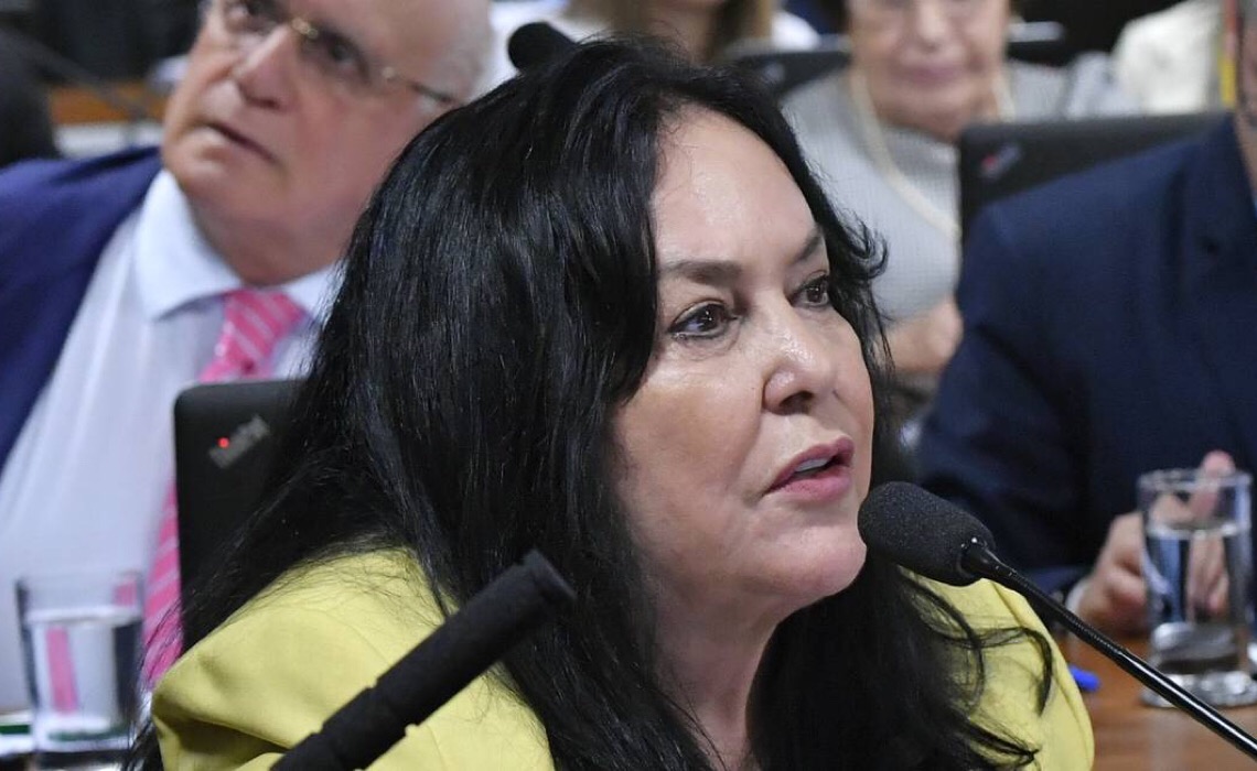 PF faz buscas contra senadora Rose de Freitas e prende irmão dela e um assessor por corrupção