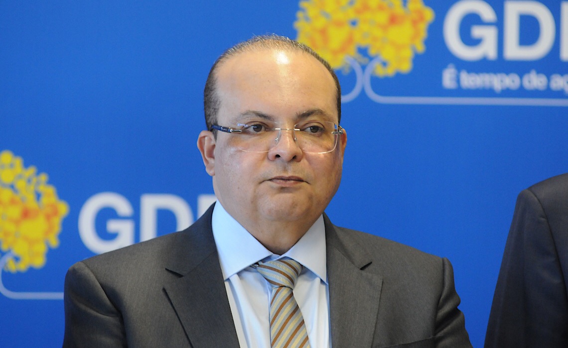 Orçamento secreto: Ibaneis Rocha mudou e se alinhou a Bolsonaro na pandemia após ser contemplado