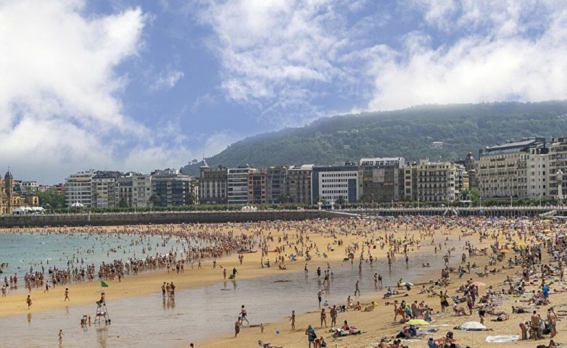 Espanha estuda proibir cigarros em todas as suas praias