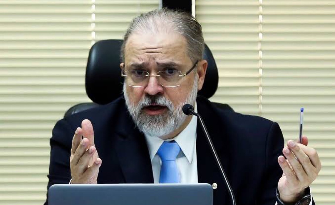Concorrentes à sucessão de Aras cobram 'ação incisiva' da PGR na pandemia