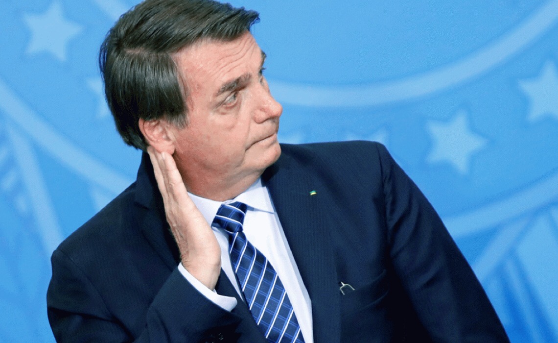Silêncio de Bolsonaro sobre os mortos por Covid-19 destoa de presidentes anteriores