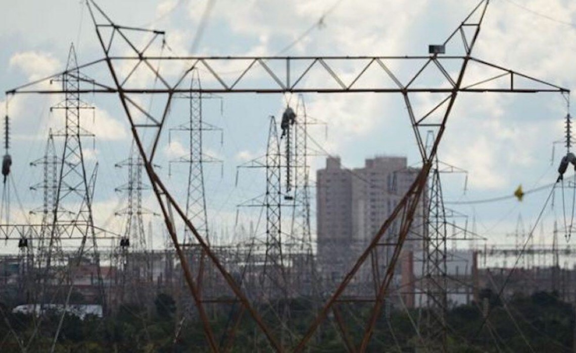 Crise expõe falhas do modelo elétrico