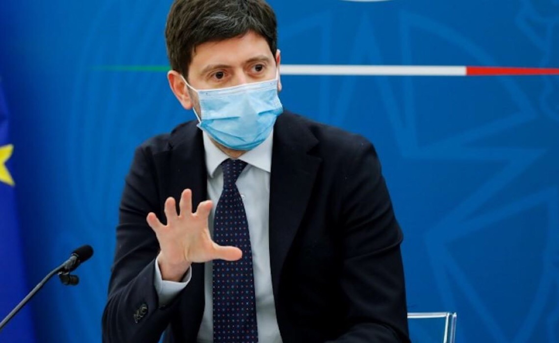 Itália não exigirá máscaras ao ar livre a partir de 28 de junho