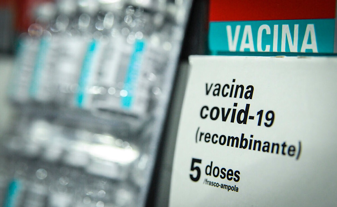 Cerca de 400 mil doses aguardam população para segunda dose no DF