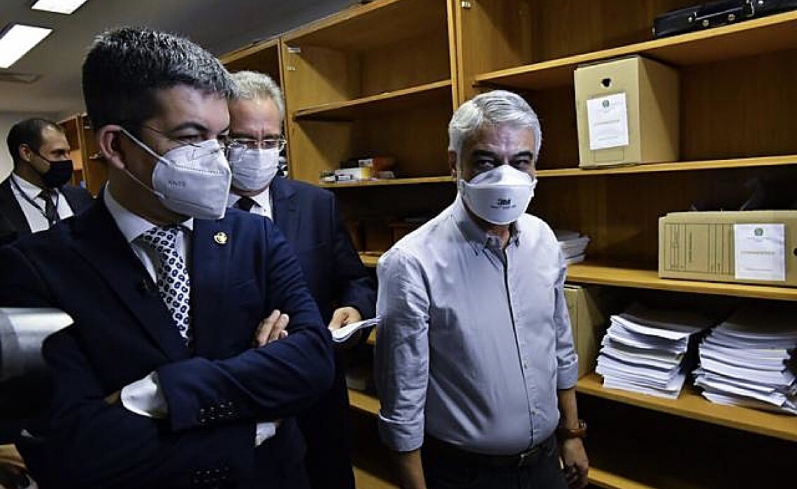CPI da Covid analisa quase 2.000 documentos; saiba quais têm maior potencial explosivo