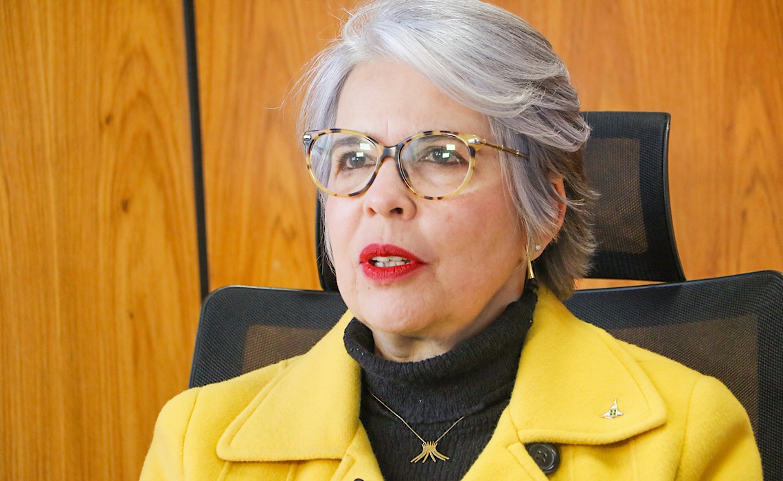 Hélvia Paranaguá: ‘É no ambiente escolar que se dá todo processo de ensino e aprendizagem’