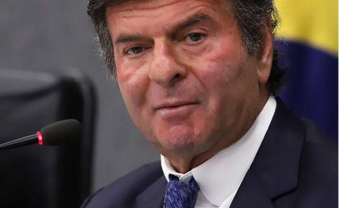 Fux prepara resposta a ameaças de Bolsonaro e Braga Netto e quer reunião entre Poderes