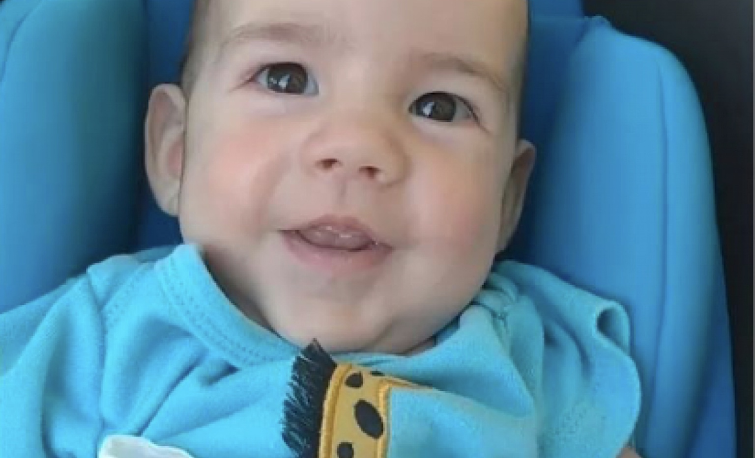 Pais de Daniel iniciam campanha para adquirir o medicamento mais caro do mundo