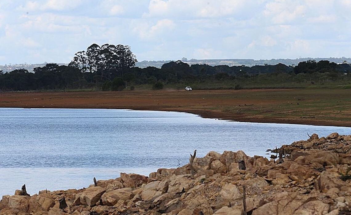 Seca leva 53 municípios do centro-sul a adotar racionamento de água