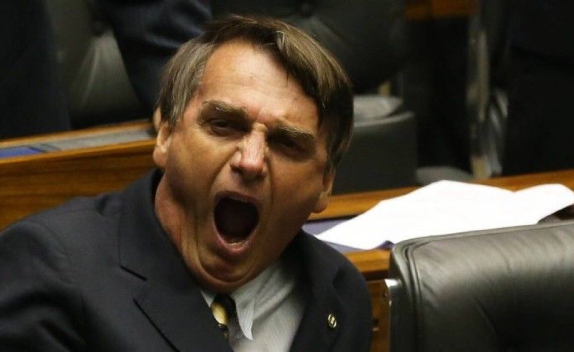 Bolsonaro está enfraquecido, mas ainda tem forças pra tocar seu terror