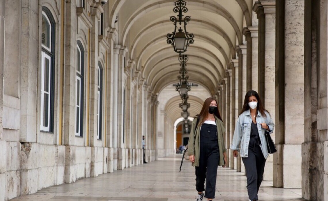 Portugal revoga proibição de viagens a turistas do Brasil