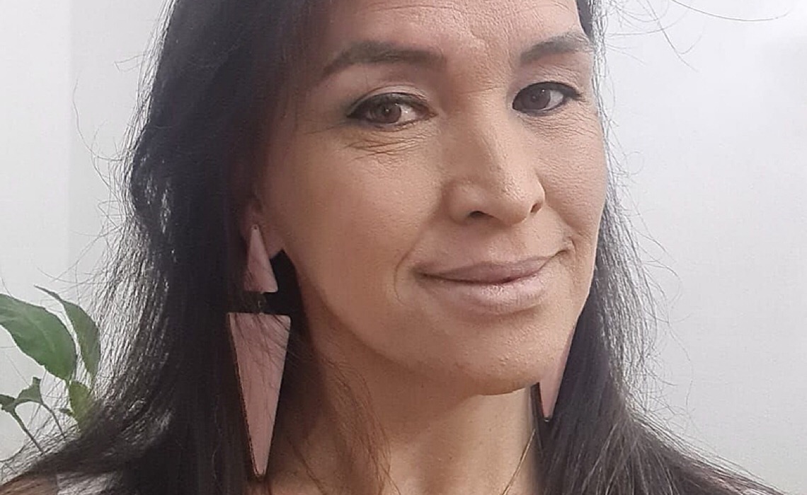 Primeira ouvidora trans eleita no PR: “Quero dar visibilidade à população da qual faço parte”