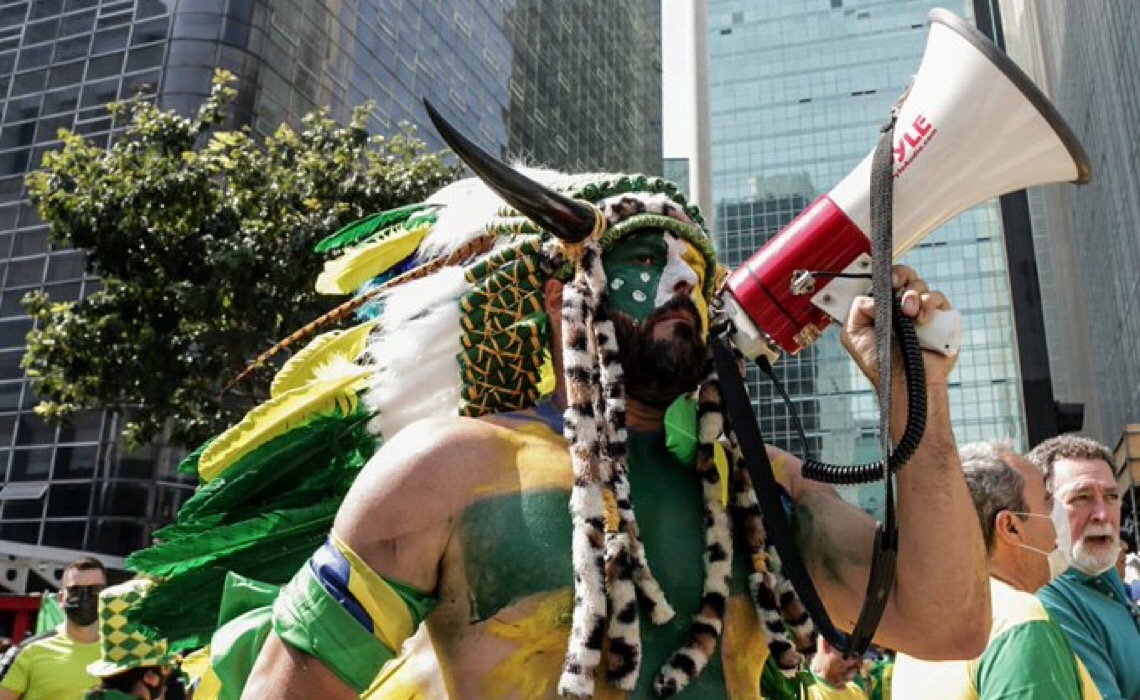 Sem violência e força para golpe, 7 de setembro escancara isolamento de Bolsonaro em SP e no DF
