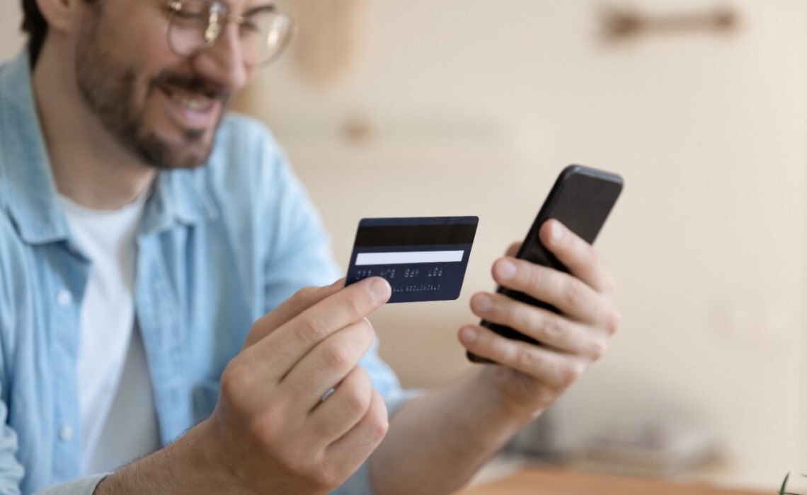 Cresce adesão por bancos digitais, aponta estudo