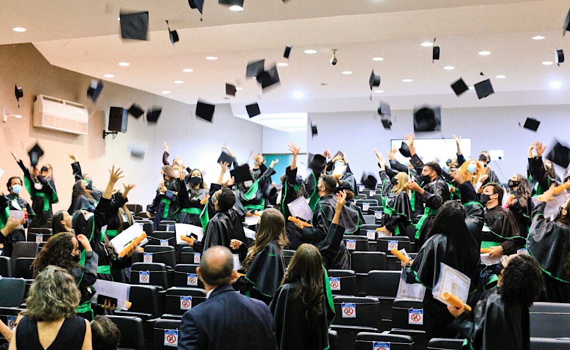 Escola Superior de Ciências da Saúde completa 20 anos