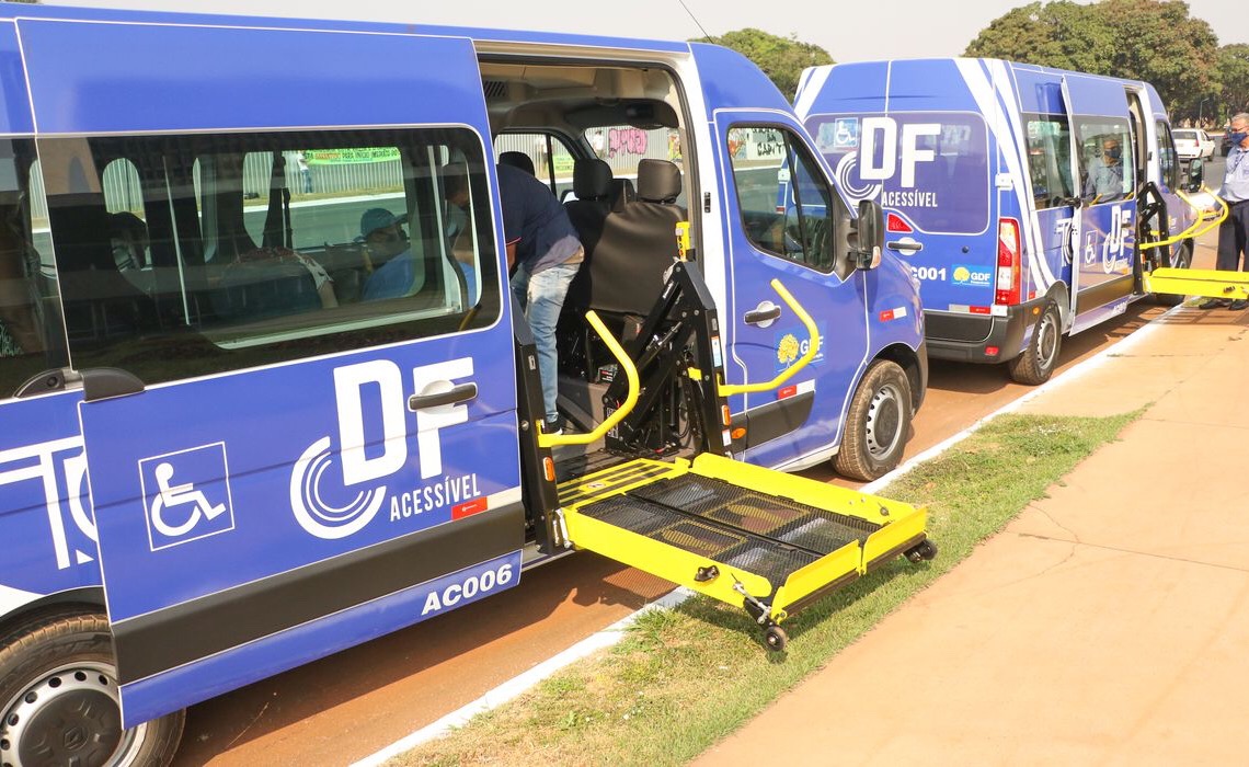 DF anuncia ações para facilitar a vida de pessoas com deficiência