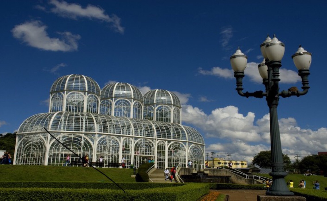 Curitiba anuncia escola de turismo