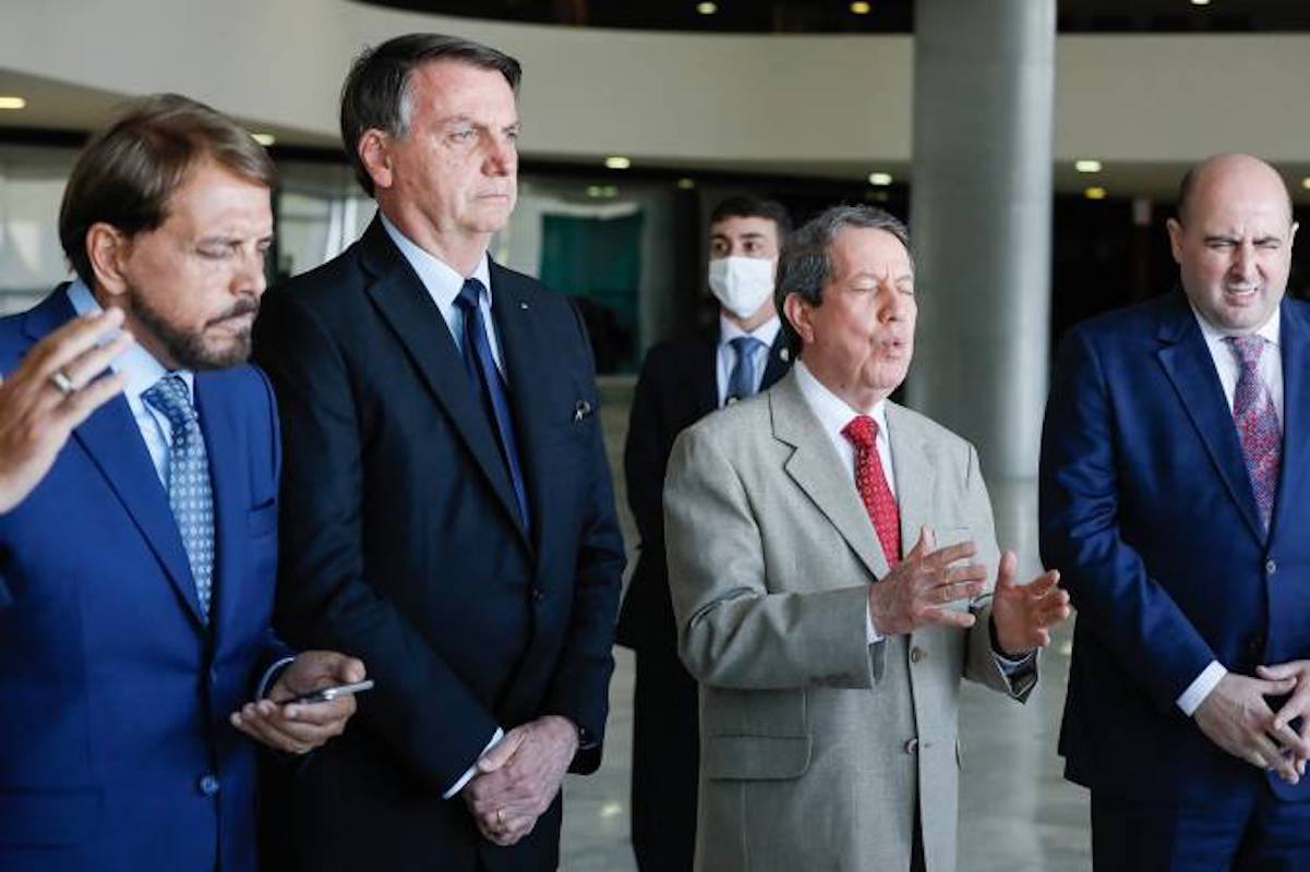 O encontro evangélico da vergonha e de Bolsonaro