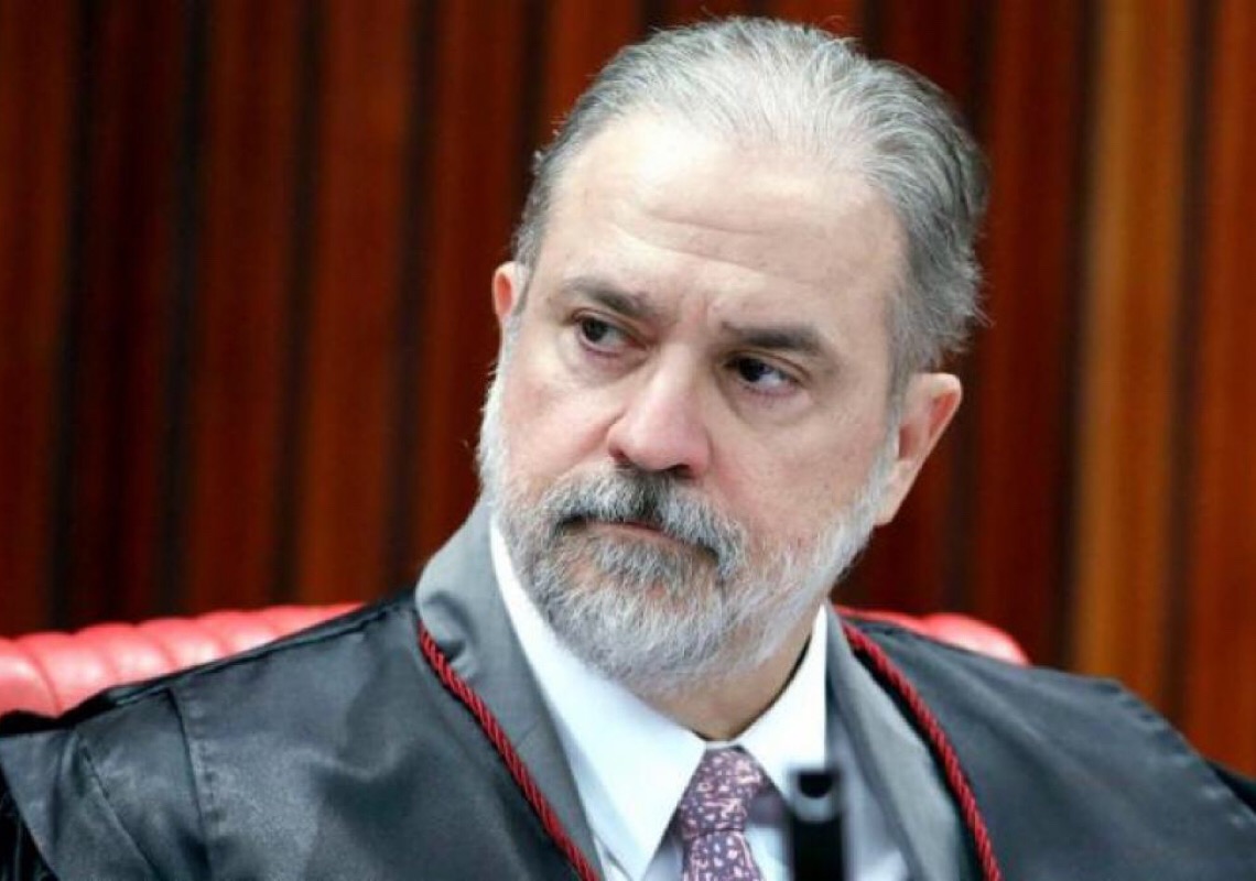 Senadores da CPI consideram impeachment de Aras caso ele arquive indiciamentos