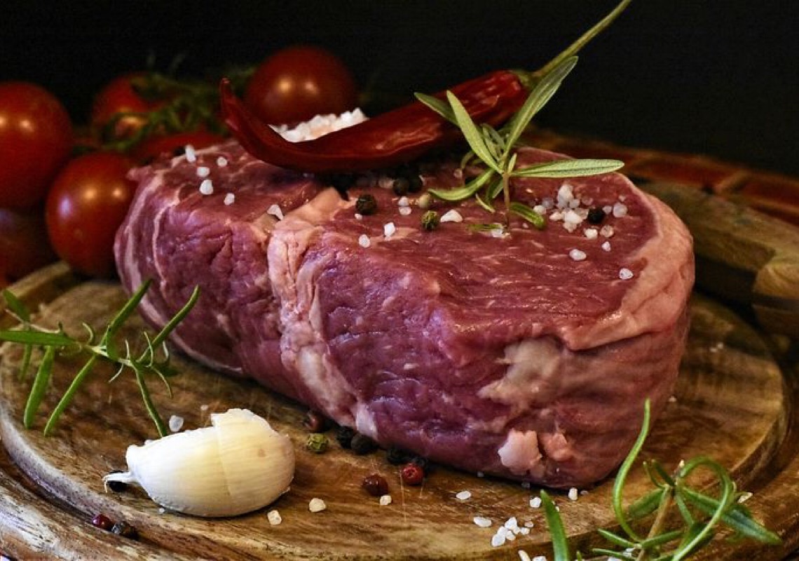 Embargo chinês derruba cotação no campo, mas carne continua cara no prato