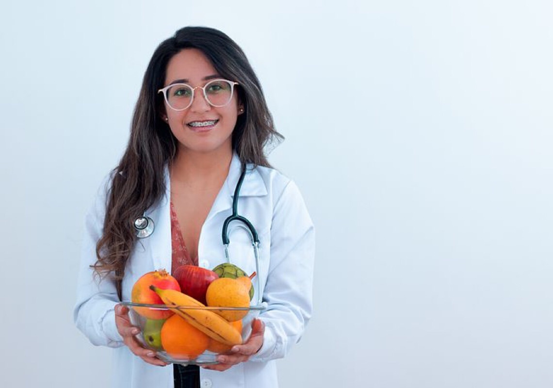 Vaga para nutricionista paga o melhor salário do dia
