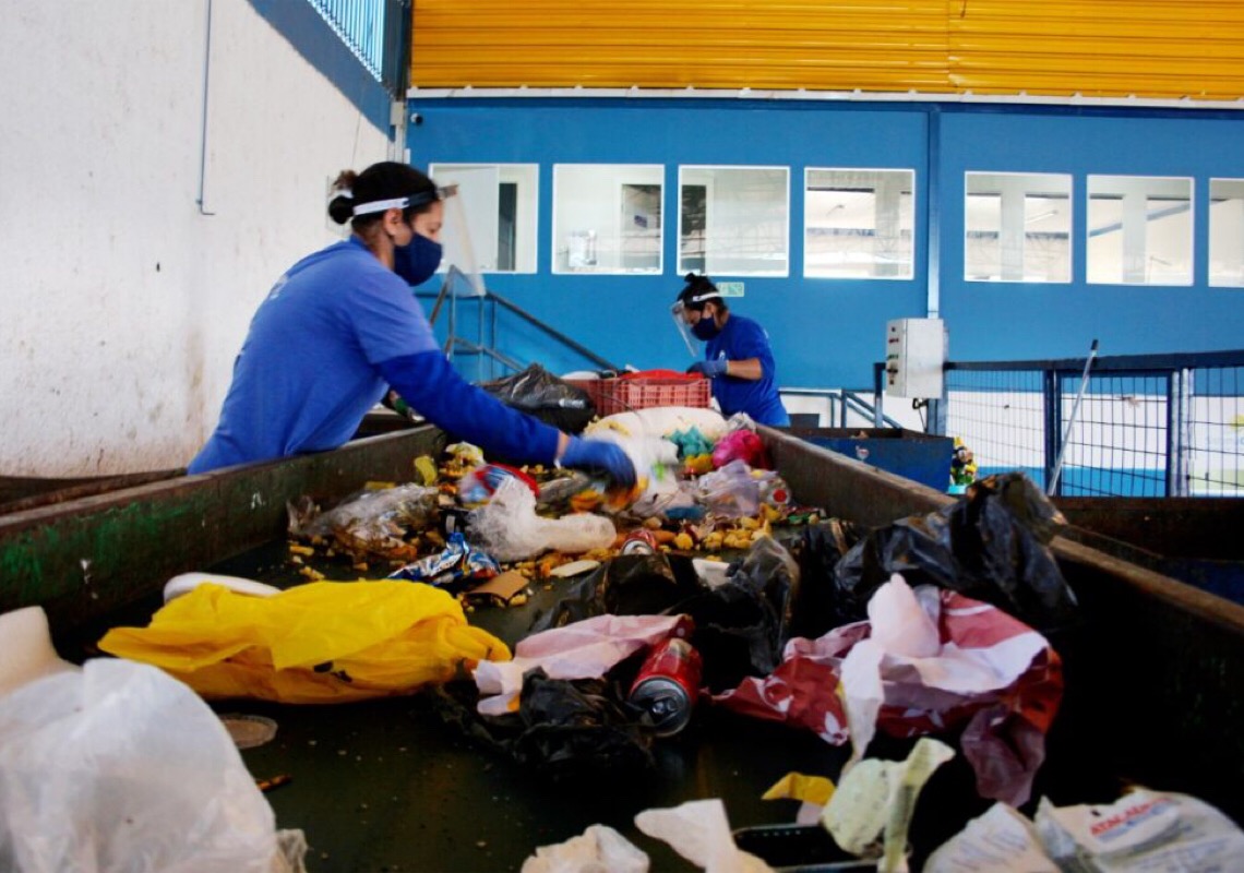 Fórum Distrital debate resíduos sólidos e reciclagem