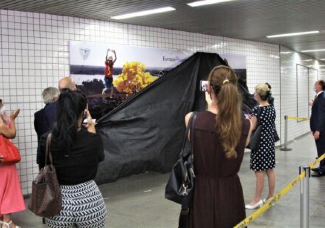 Painel de exposição é doado à Estação Galeria do Metrô DF