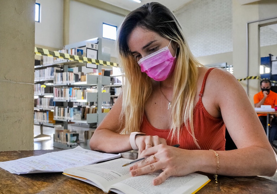 Um local tranquilo para estudar? Visite uma biblioteca pública