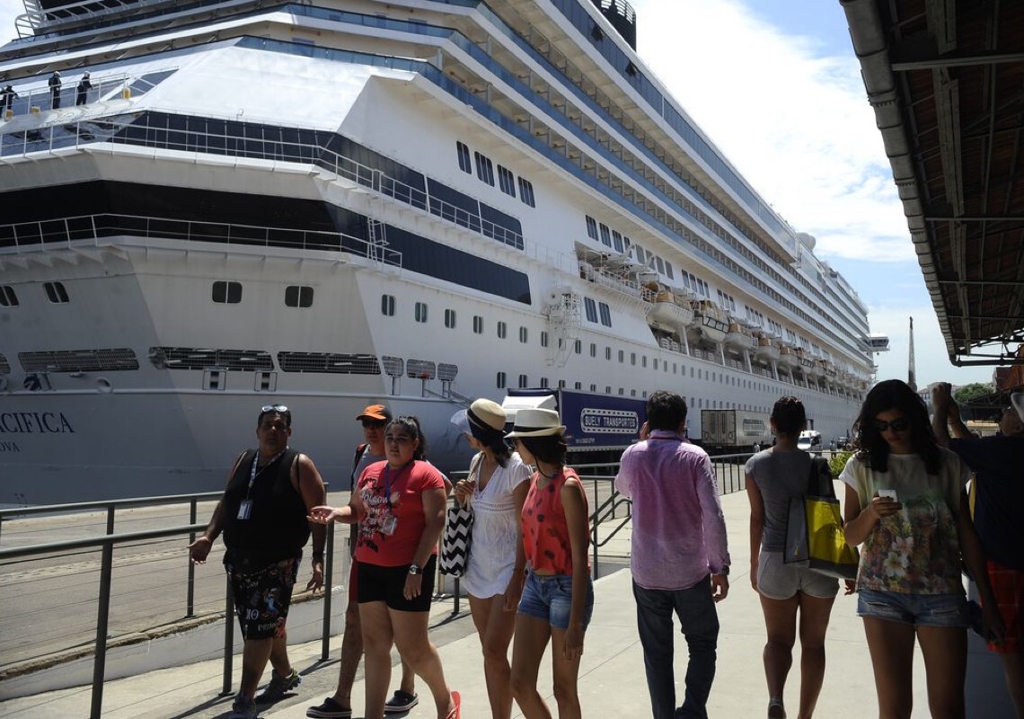 Anvisa alerta sobre requisitos para embarque em cruzeiros