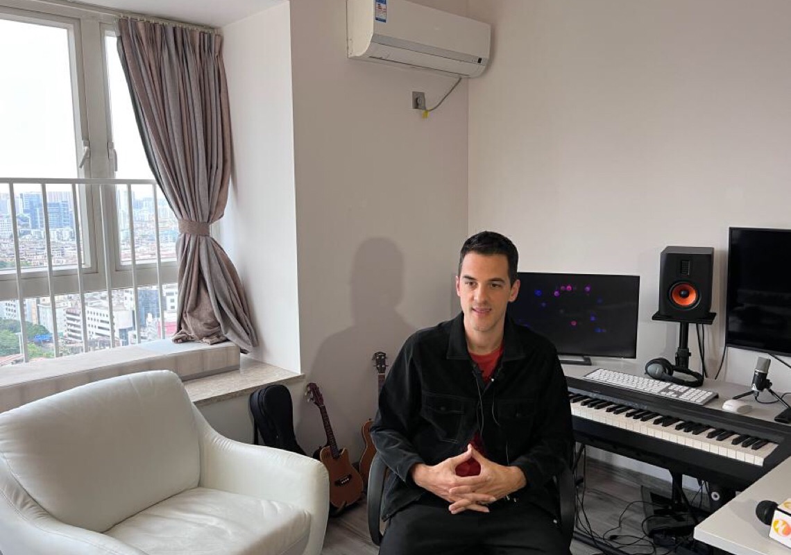Jazzista brasileiro, vencedor de três Grammys, segue carreira solo na China