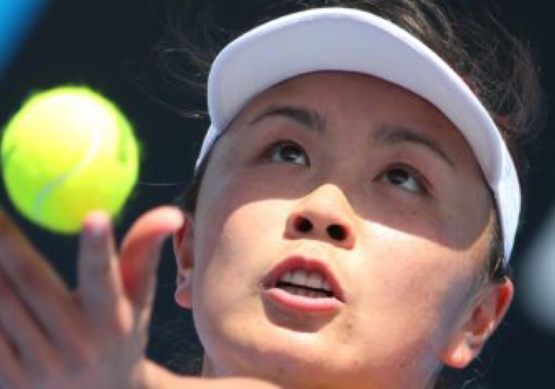 Após dúvidas sobre paradeiro, Peng Shuai aparece em imagens de torneio chinês