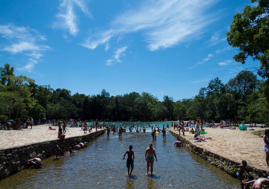 Parque Nacional de Brasília reabre acesso a piscinas da Água Mineral