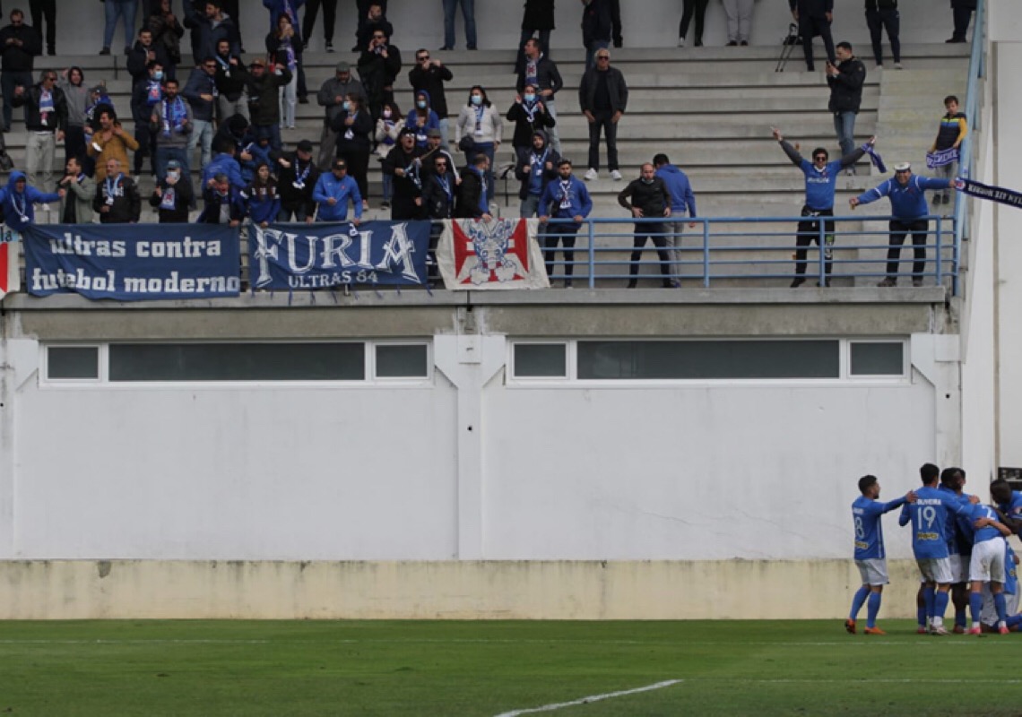 Detectados 13 casos da variante Ômicron entre jogadores de futebol em Portugal