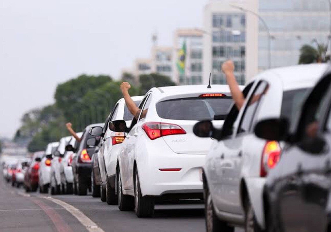 Pandemia muda hábitos de motorista de transporte por aplicativo