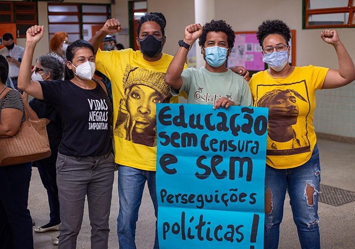 Entidades realizam ato contra tentativa de censura em escola do DF