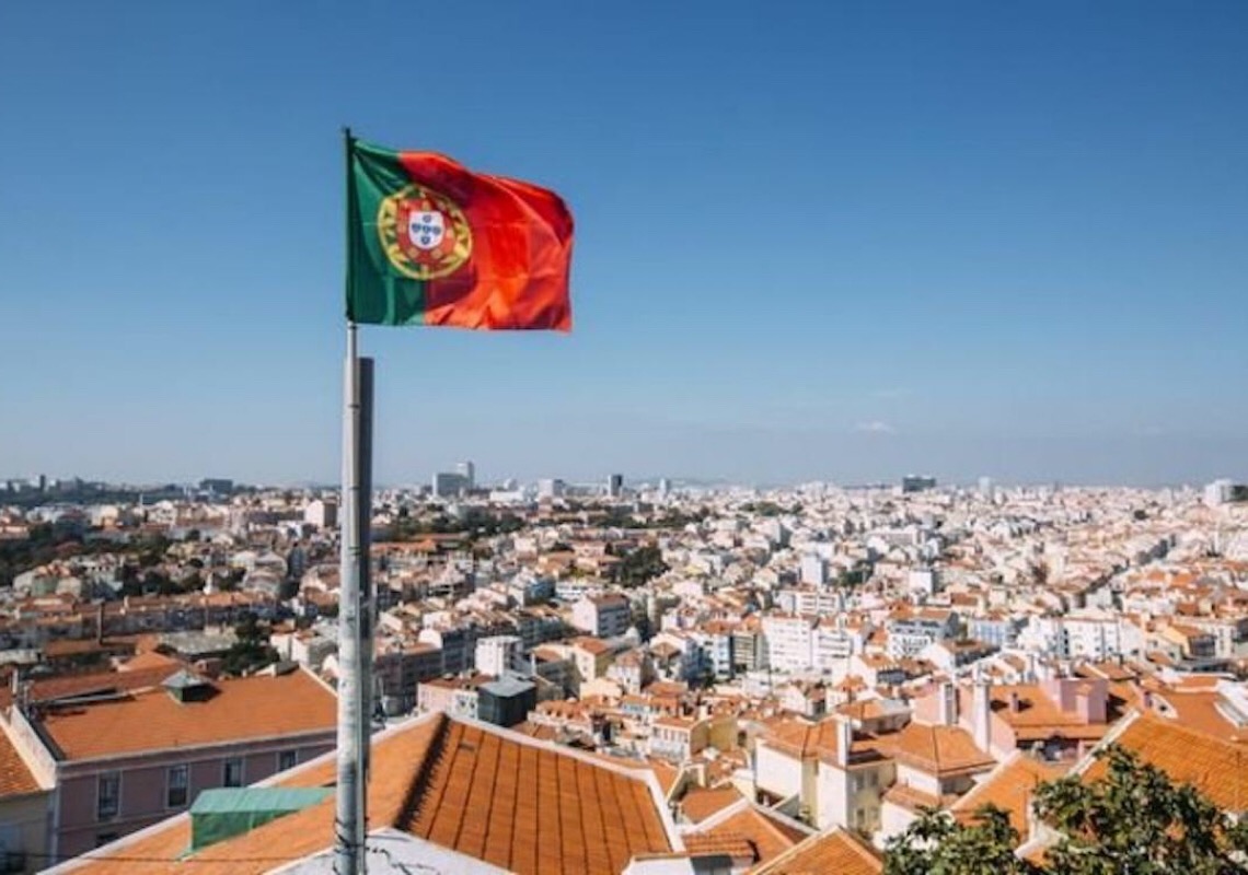 População estrangeira em Portugal aumenta 40% em 10 anos, diz INE
