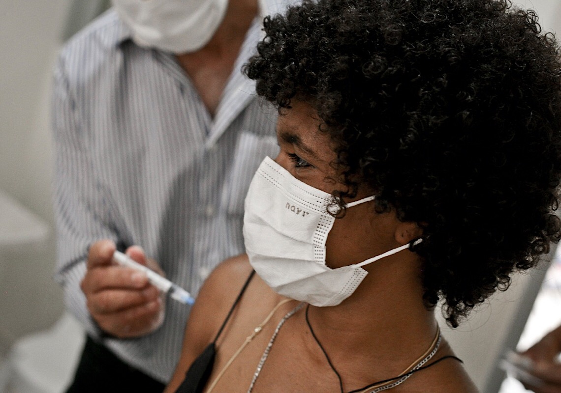 Covid-19 e influenza exigem cuidados semelhantes da população