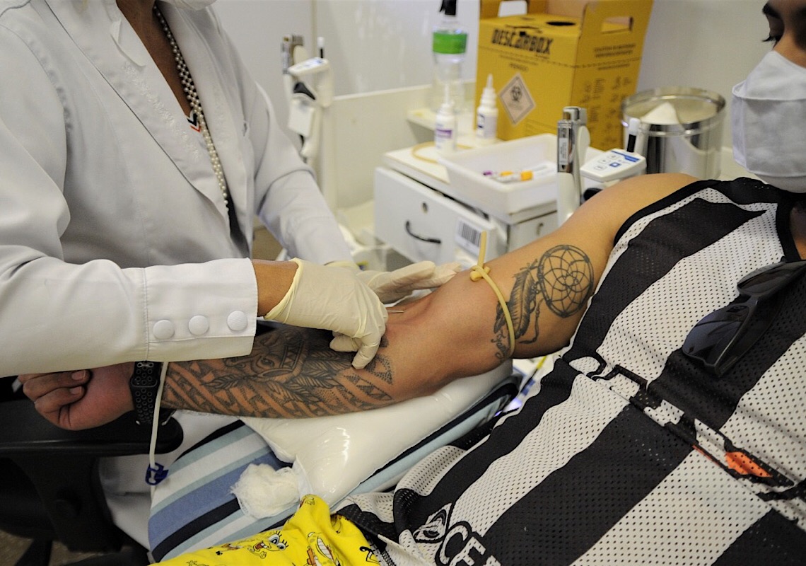 Que tal doar sangue? Estoque do Hemocentro segue em forte queda