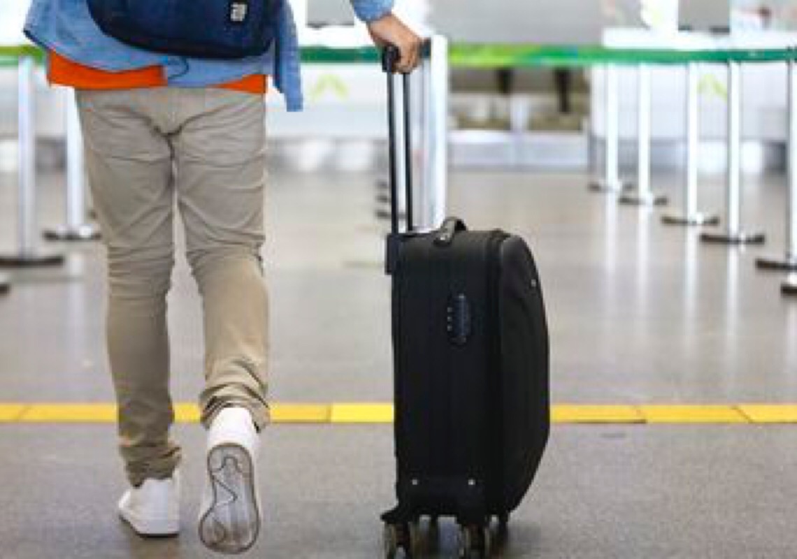 Covid-19: Entenda o direito do consumidor que teve voo cancelado