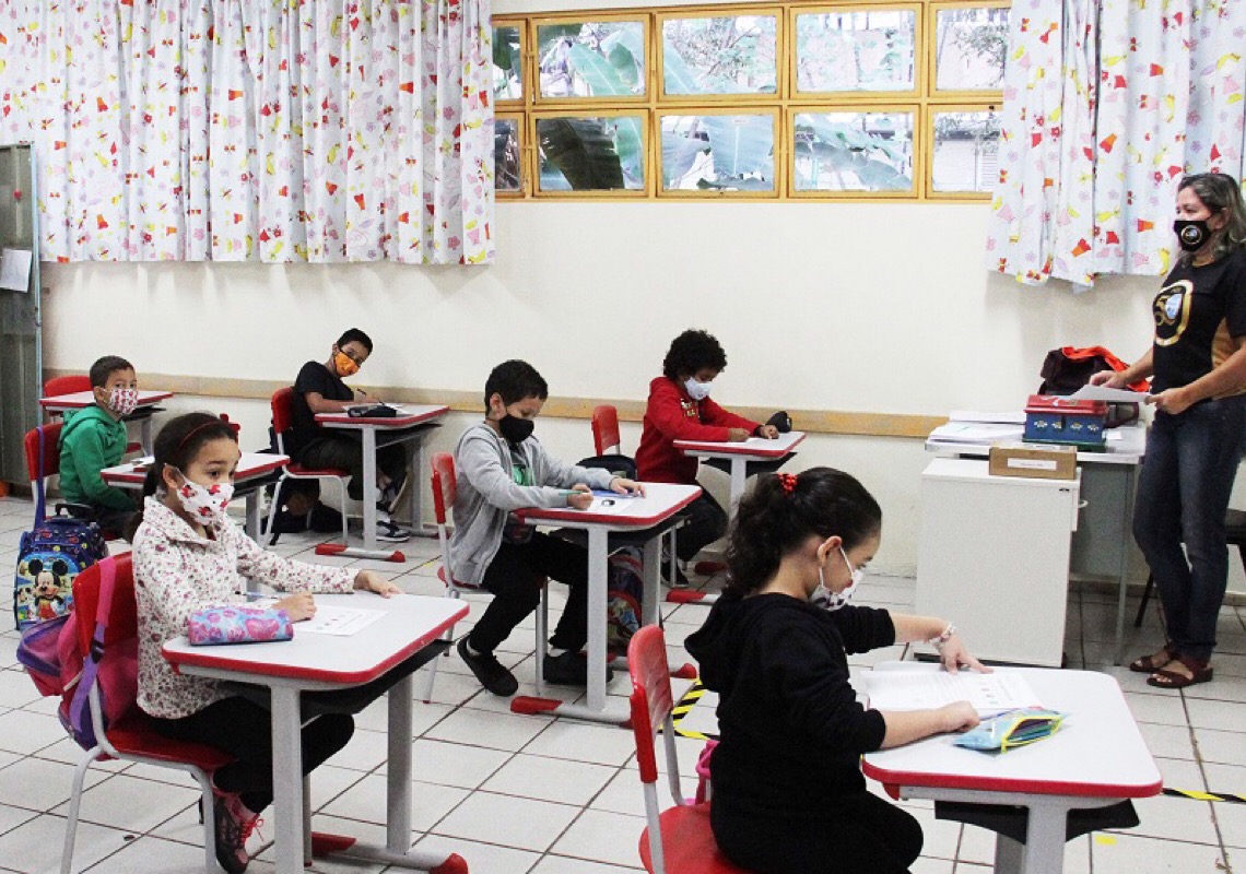 Escolas públicas do DF voltam às aulas em 14 de fevereiro