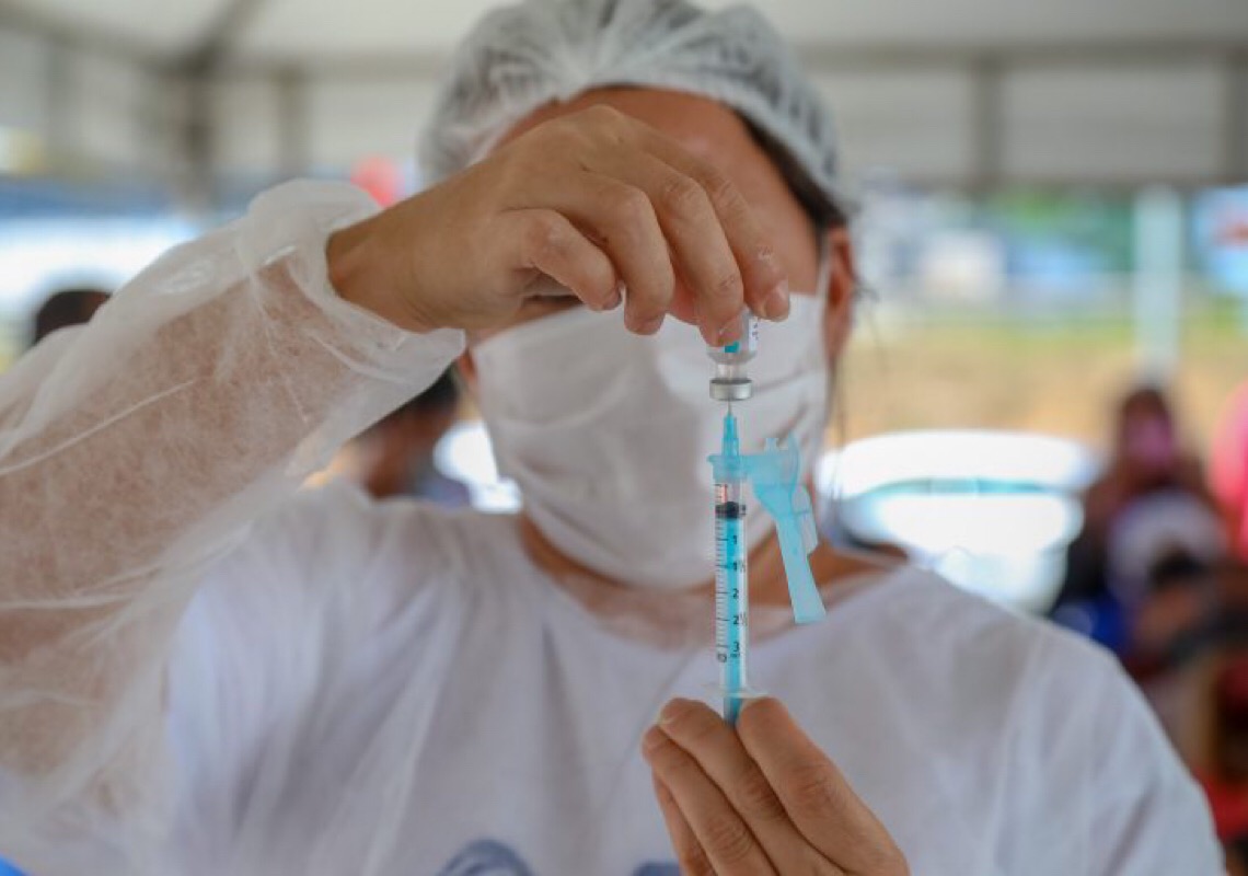 Qual é o tamanho e a influência dos movimentos antivacina no Brasil?