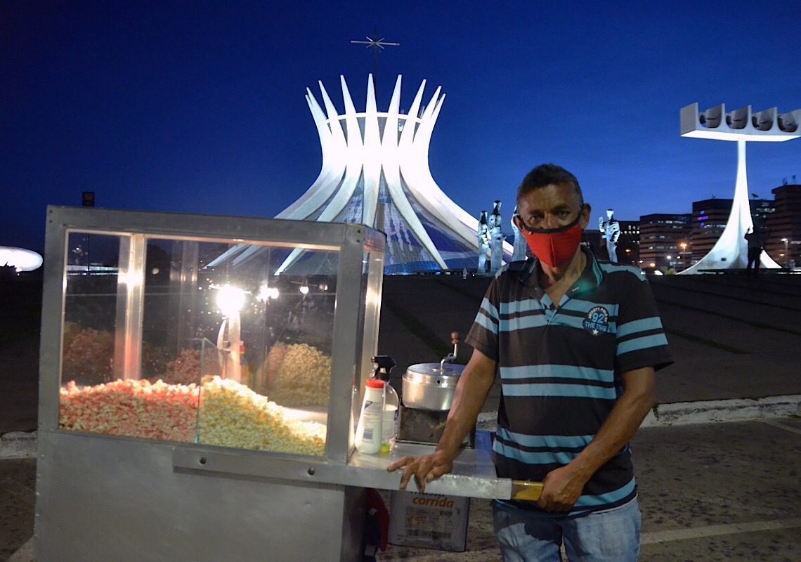 Iluminação externa da Catedral de Brasília ganha 39 refletores novos