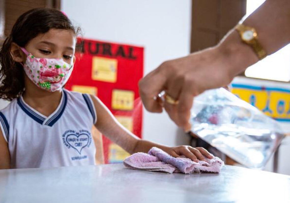 No Brasil, casos de Covid-19 triplicam em apenas uma semana