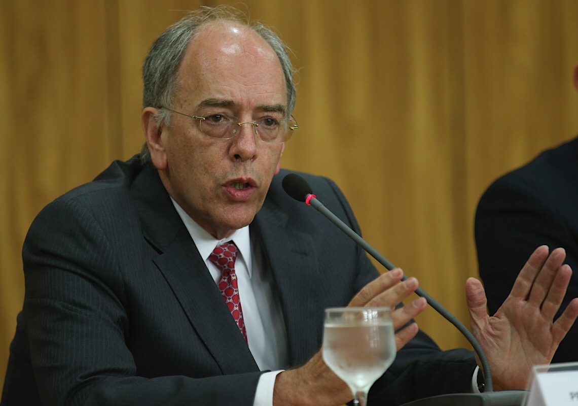 O ex-ministro de FHC e Temer que acena para Lula