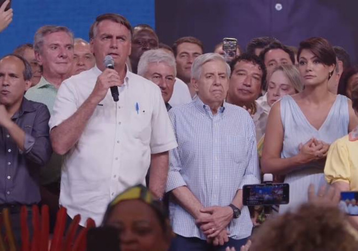 Os convidados que fizeram toda a diferença na festa de Bolsonaro