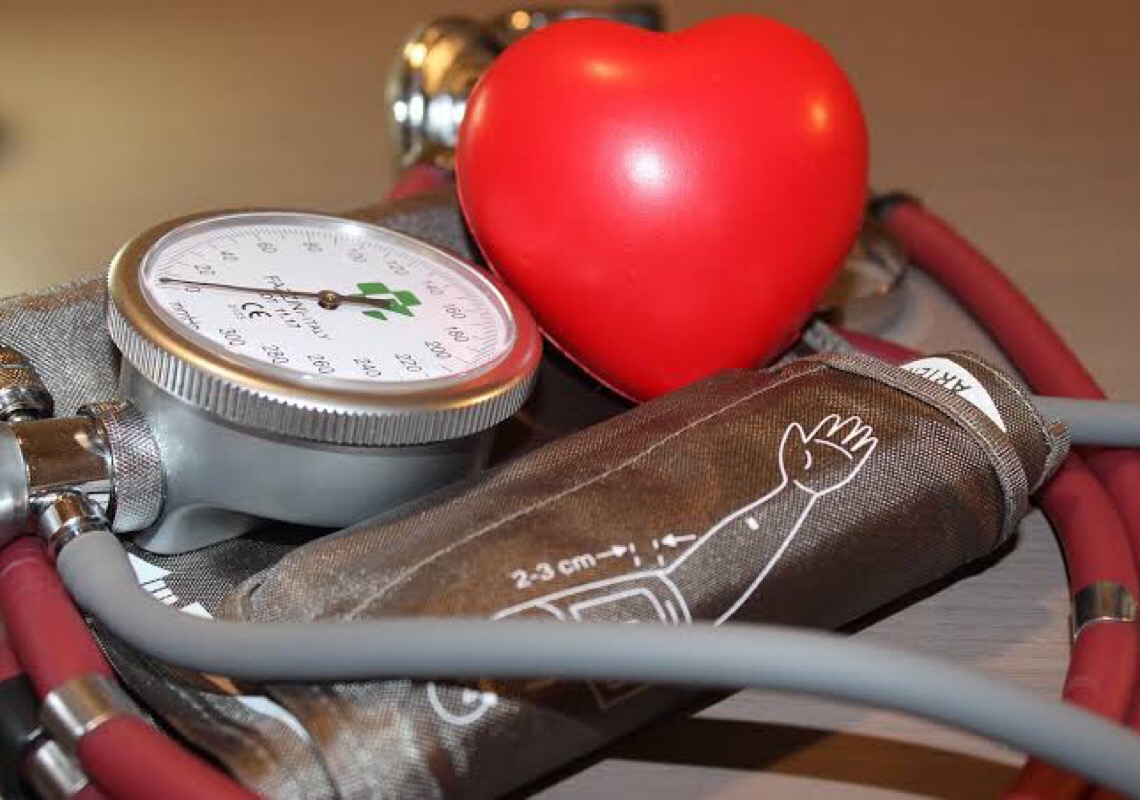 Campanha conscientiza sobre a importância de ter a pressão arterial aferida