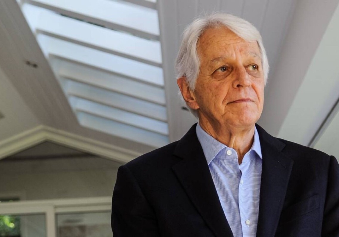 'Bolsonaro é um show de horror; Lula propõe soluções antigas'
